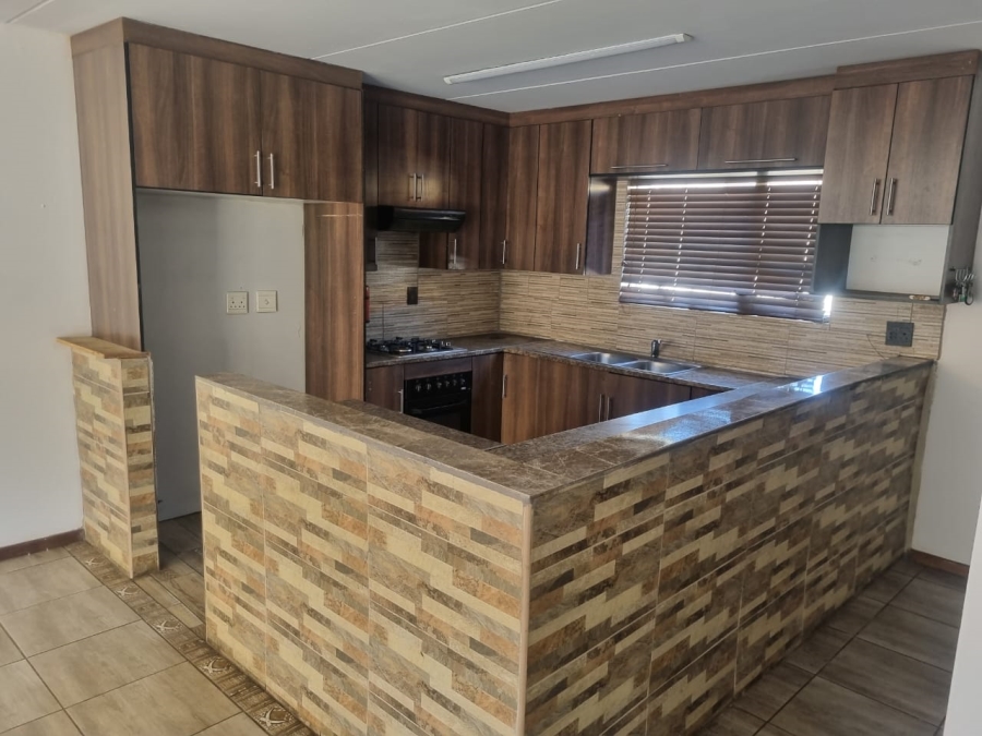 3 Bedroom Property for Sale in Waterval East North West